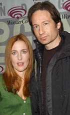 SAN FRANCISCO - FEBRUARY 23: Actress Gillian Anderson and actor David Duchovny attend the 2008 Wonder Con day 2 at the Moscone Center South on February 23, 2008 in San Francisco, California.  (Photo by Albert L. Ortega/WireImage)